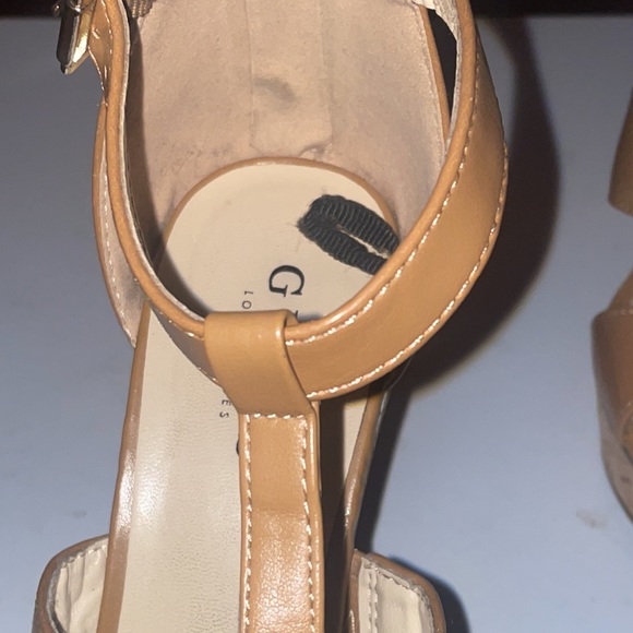 Guess Cork Wedge. Size 8 - Picture 15 of 15